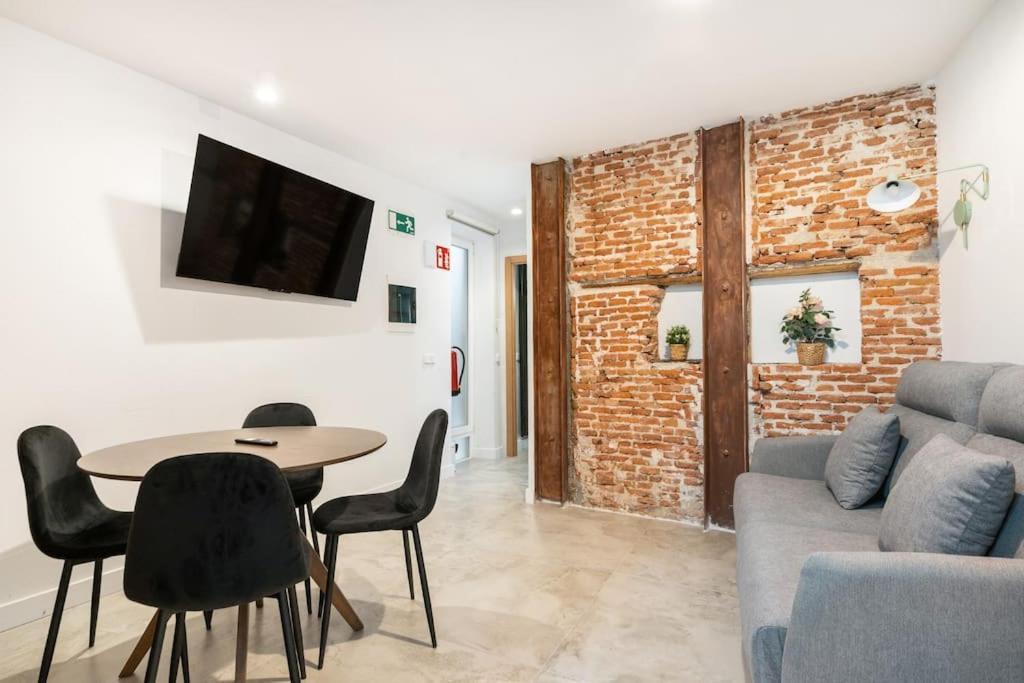Nice Flat In Lavapies At Street Level S23A Madrid Luaran gambar